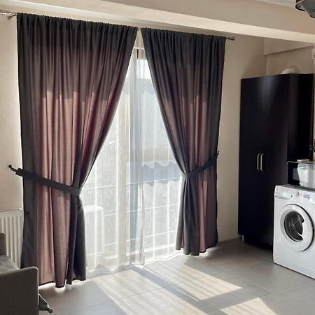 Апартаменты Apartament Luca Дробета-Турну-Северин Экстерьер фото