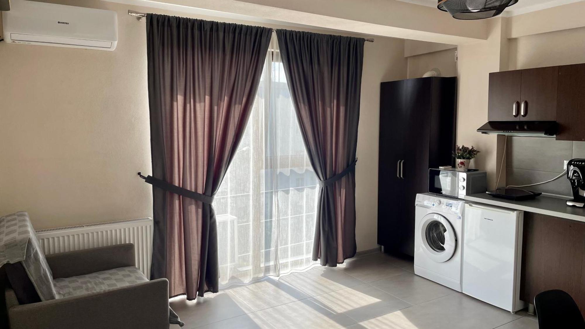 Апартаменты Apartament Luca Дробета-Турну-Северин Экстерьер фото